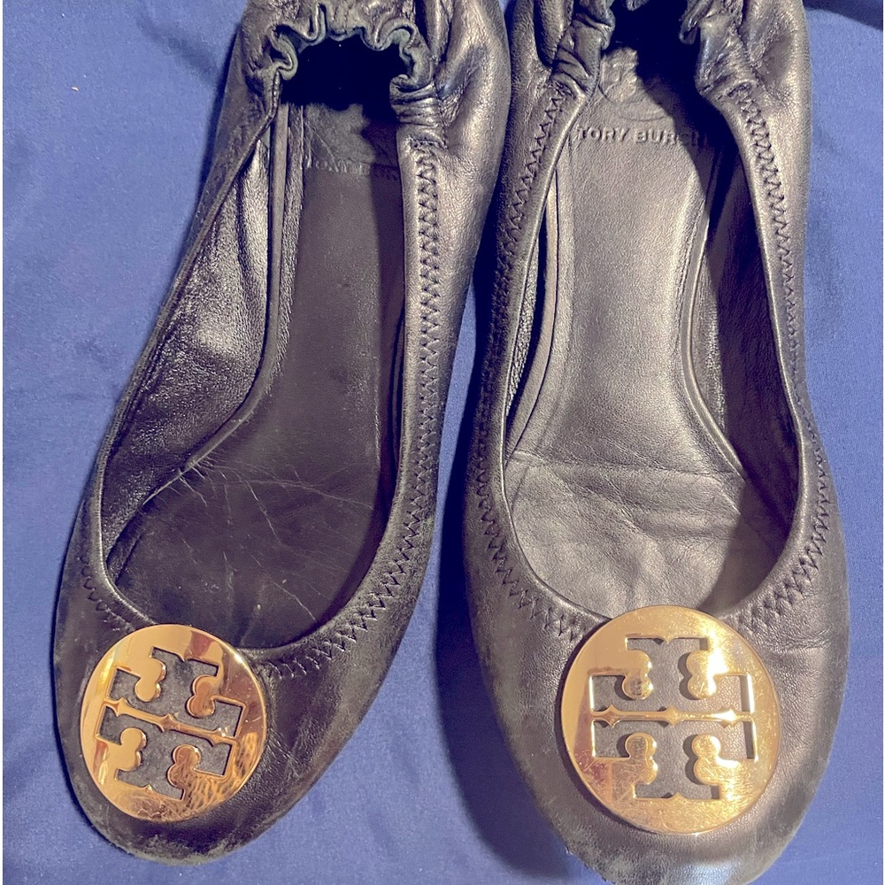 Tory Burch black leather flat shoes size 6 women